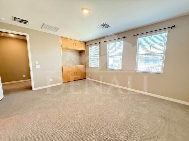 Building Photo - 651 N Abalone Dr