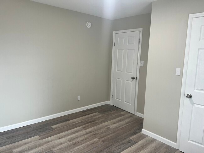 Front Bedroom - 381 Big Hill Rd