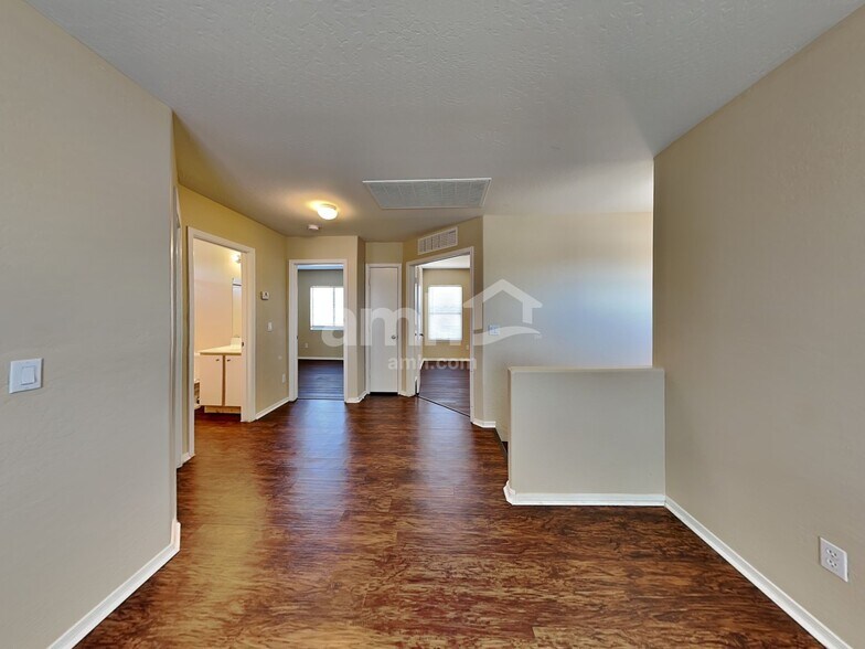 Building Photo - 12334 W Columbine Dr