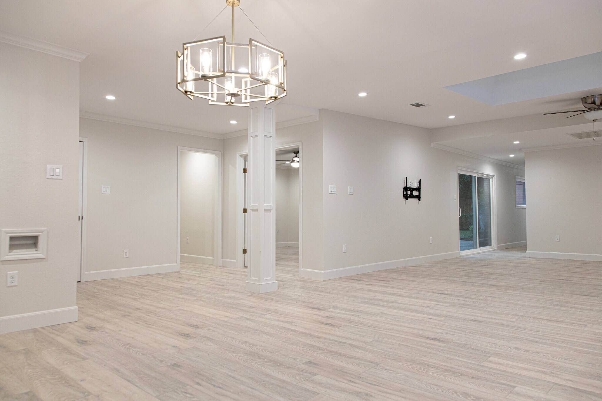 Entry/Dining/Family Room - 3619 Braeswood S Blvd