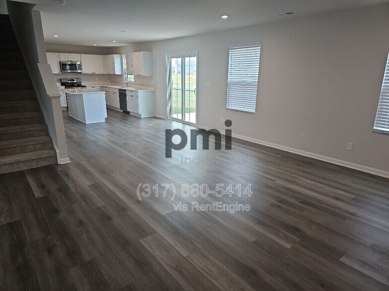 Building Photo - 1854 Cascades Dr