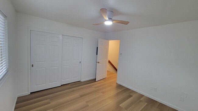 Building Photo - 2500 Lawrence St