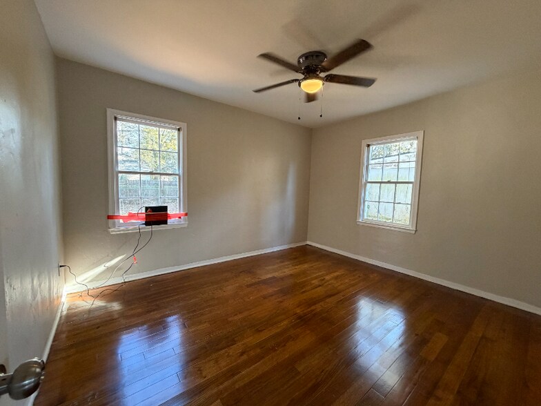 Building Photo - 4 Hibiscus Ave