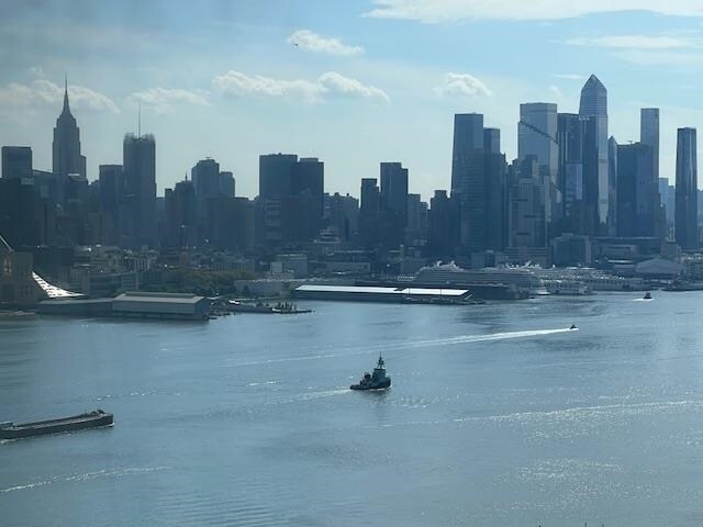 Building Photo - 7002 BLVD E