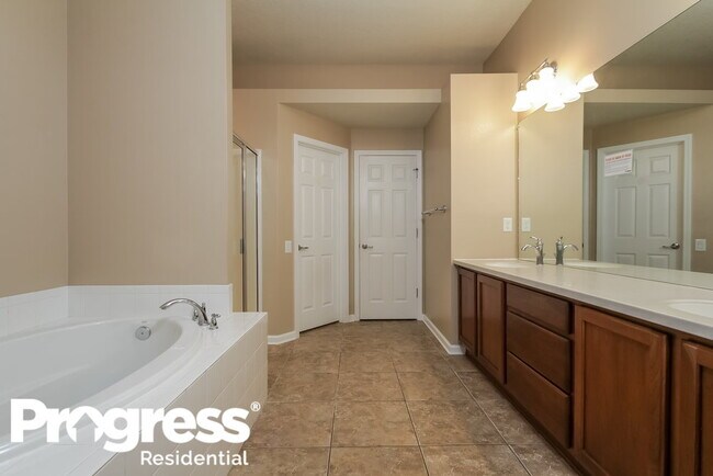 Building Photo - 10609 56th St E