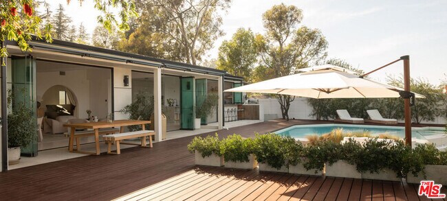 Building Photo - 3382 Scadlock Ln