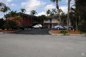 Building Photo - 75 SW 10th St Ft. Lauderdale, FL 33315