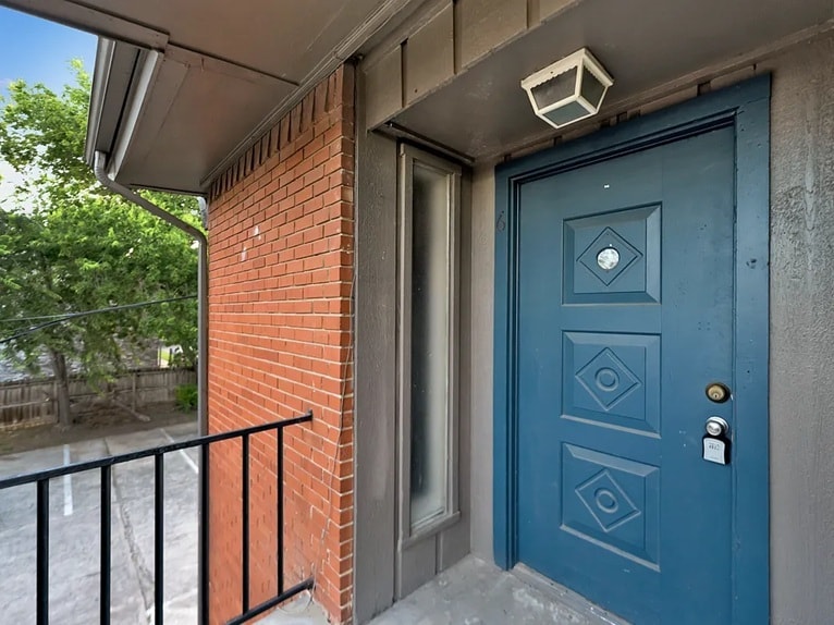Building Photo - 803 Oakland st