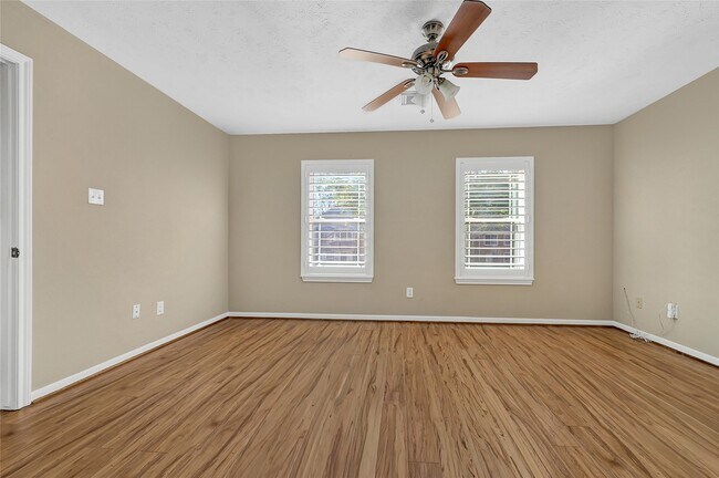 Building Photo - 19810 Bambiwoods Ct