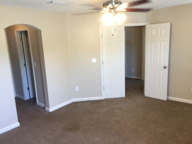 Building Photo - 3631 Silver Bluff Blvd