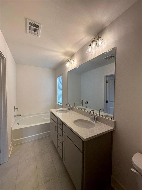 Building Photo - 5797 Calle Vis Dr