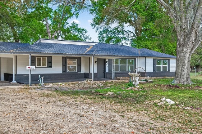 Building Photo - 815 Brooks Ave