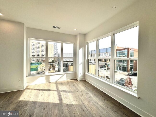 Building Photo - 5502 Topaz Ln