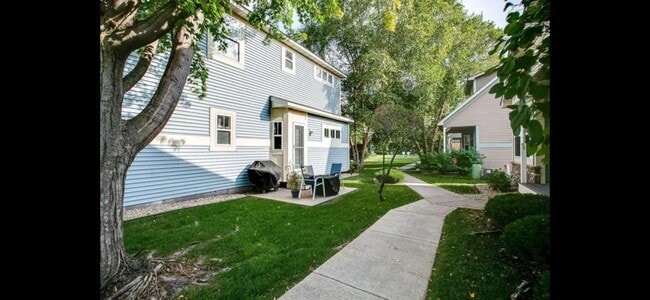 Building Photo - 2907 86th Ln N
