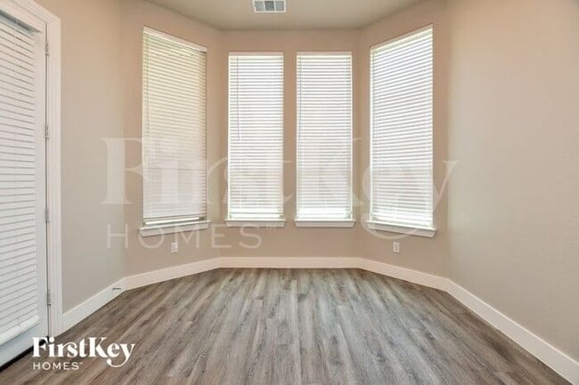 Building Photo - 1609 San Donato Ln