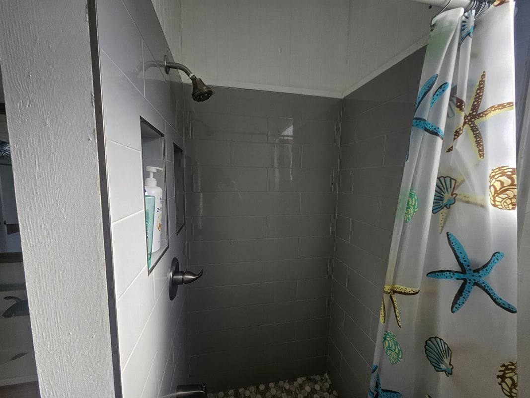 Building Photo - 542 Pokole Street