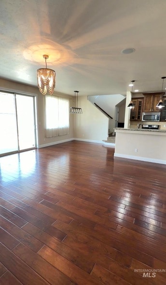 Building Photo - 4678 N Elmstone Ave