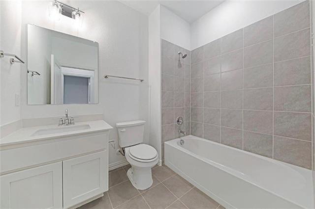 Building Photo - 9920 Hennings St