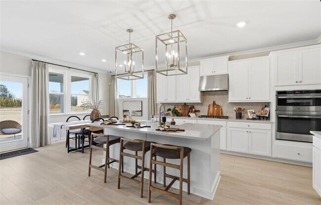 Building Photo - 2145 The Ln NE