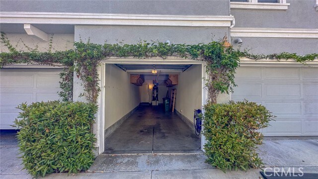 Building Photo - 37 Hinterland Way