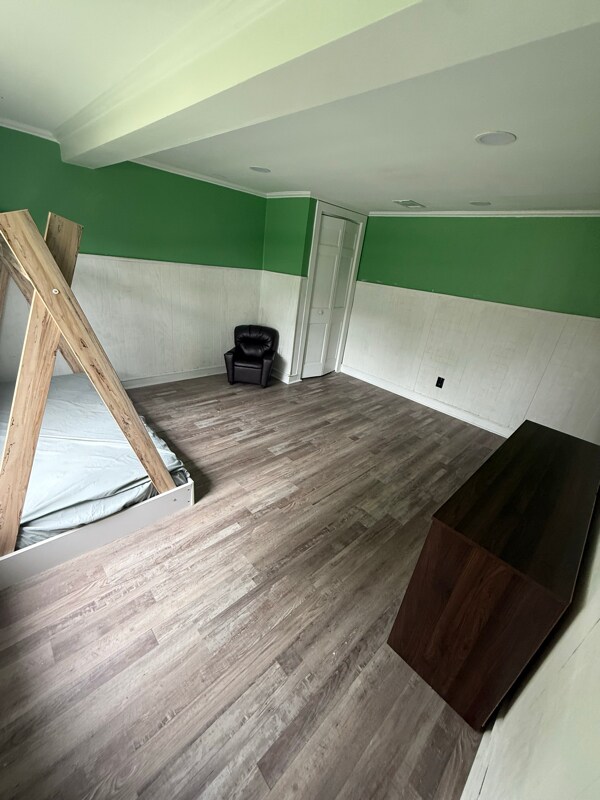 Building Photo - 915 Belleview Cir W
