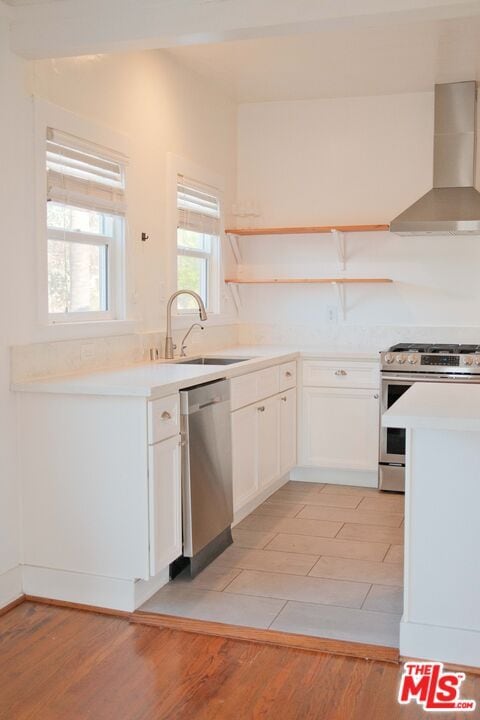 Building Photo - 466 1/2 N Gardner St