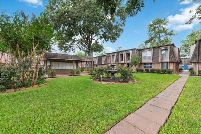 Building Photo - 12633 Memorial Dr