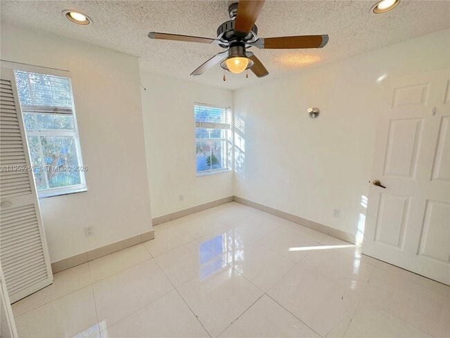 Building Photo - 1115 River Birch St