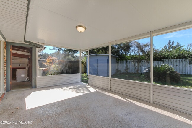 Building Photo - 748 Foxbriar Cove