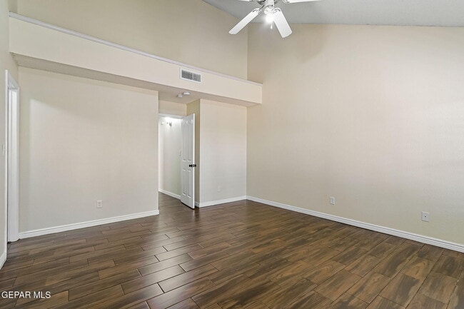 Building Photo - 13709 Paseo Hermoso Dr