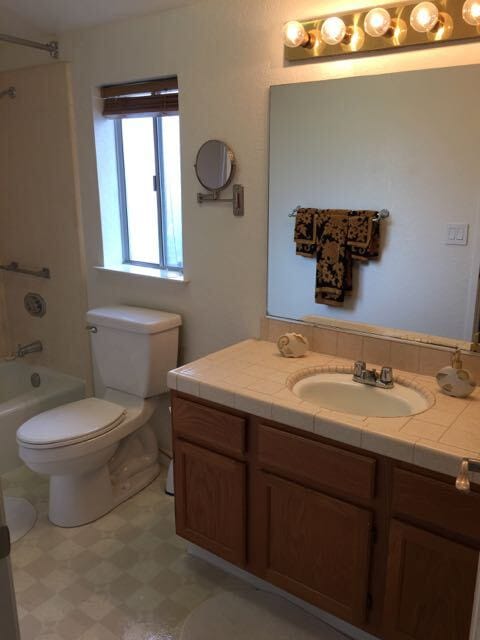 Building Photo - 1624 Killdeer Pl