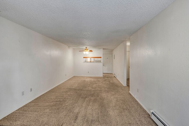 Building Photo - Cozy 2-Bedroom Condo Near CMU & St. Mary’s...