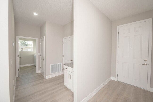 Building Photo - Peaceful and Private setting new construct...