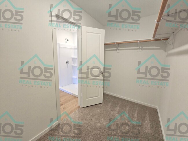 Building Photo - 20412 Deer Creek Dr