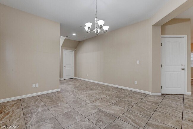 Building Photo - 1067 Fish Pond Ave