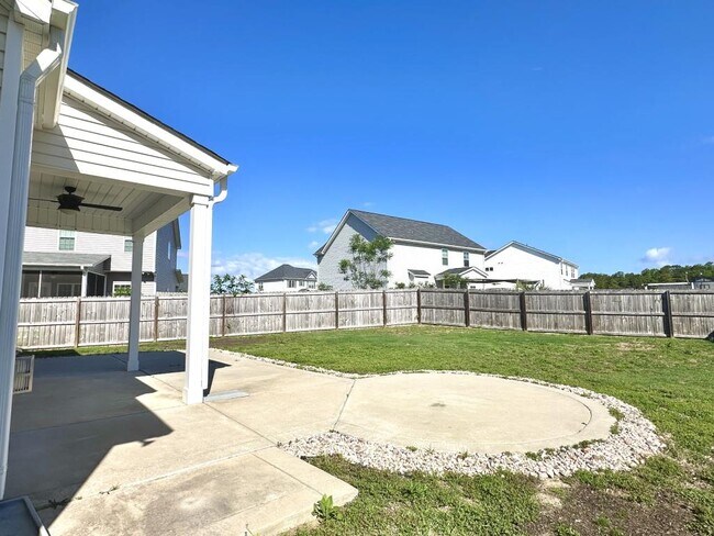 Building Photo - 3142 Hunting Lodge Rd