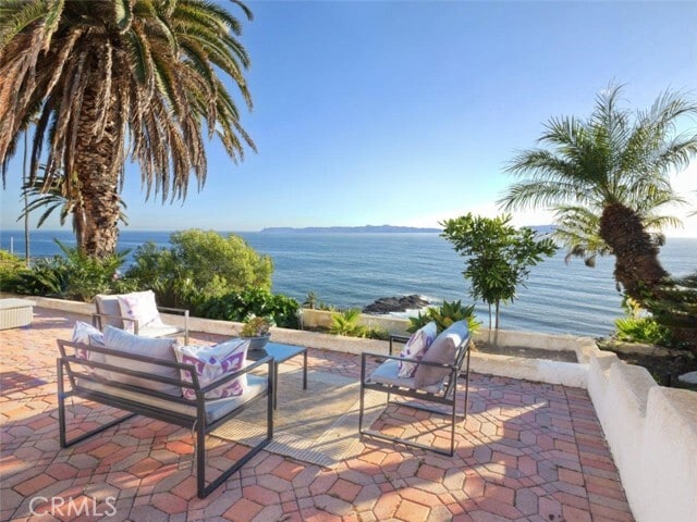 Building Photo - 2105 W Paseo Del Mar