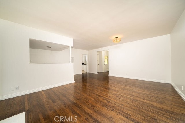 Building Photo - 2542 Vuelta Grande Ave