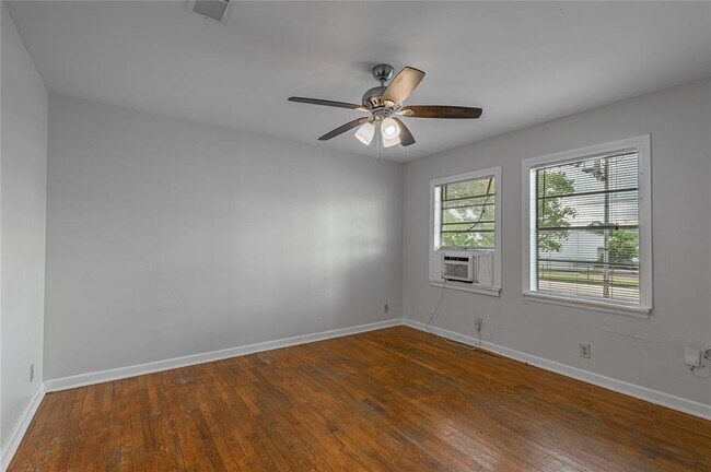 Building Photo - 1412 22nd St