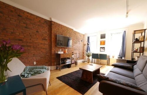 Primary Photo - 21 Jane St