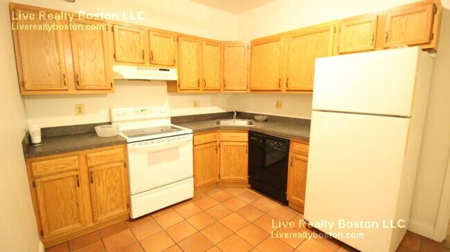 Primary Photo - 27 Egremont Rd