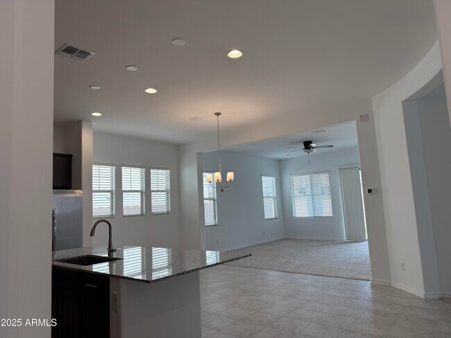 Building Photo - 7663 Nosean Rd