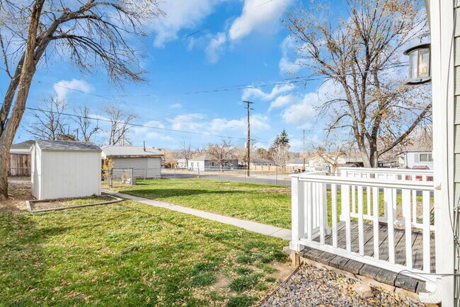 Building Photo - 665 Osceola St