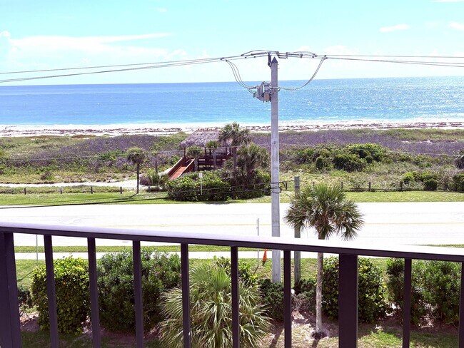 Building Photo - 5151 N Hwy A1A