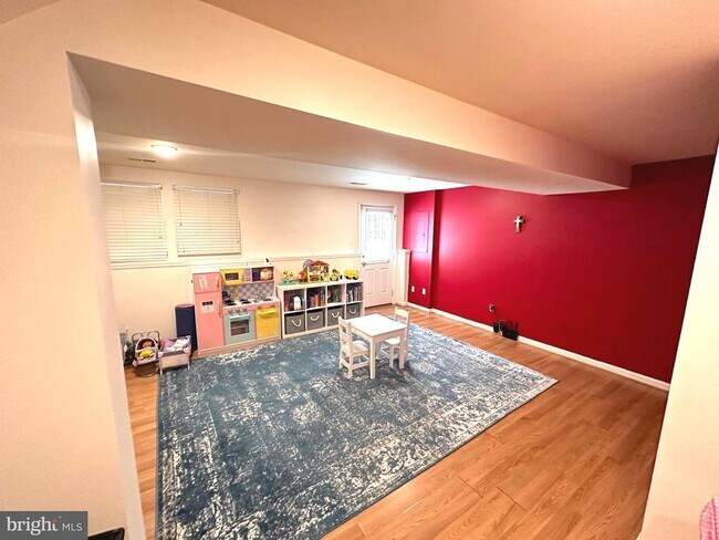 Building Photo - 6503 Parish Glebe Ln