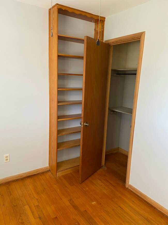 Building Photo - 312 Tullahoma Dr