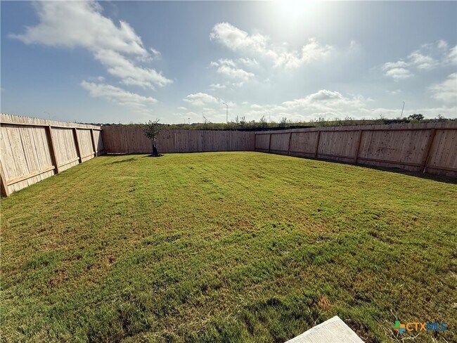 Building Photo - 3309 Muenster Ave