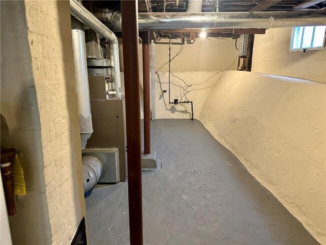 Building Photo - 54 Planet Ave