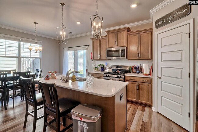 Building Photo - 453 Durwin Wy