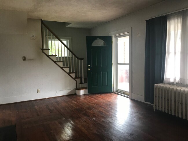 Building Photo - 5708 Pontiac Dr